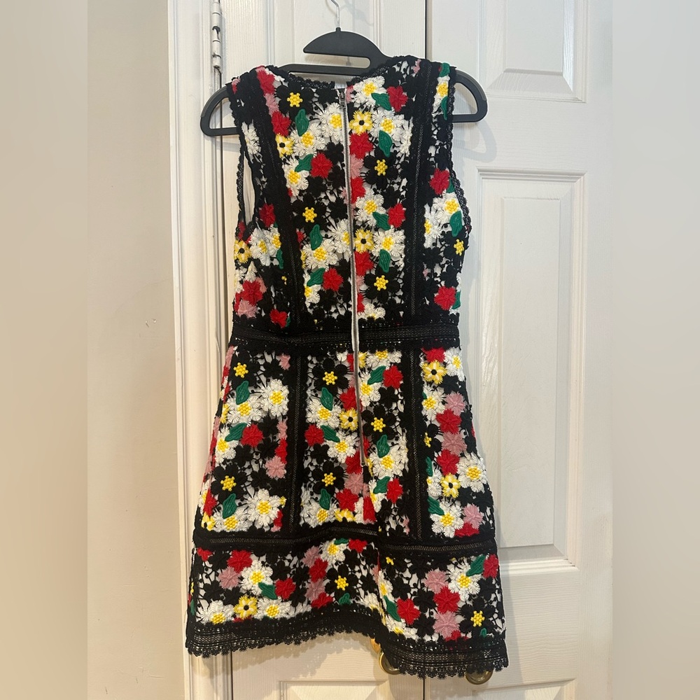 Alice + Olivia Black and White Lace Dress - Picture 6 of 7